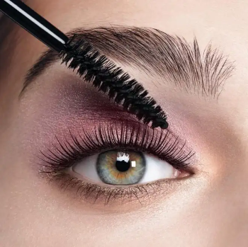 6 mẹo sử dụng mascara cho mắt nhạy cảm thêm long lanh